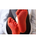 Non-slip closed socks for yoga and Pilates Amber Grip terracotta (35-40)