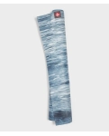 Коврик для йоги Manduka eKO SuperLite Mat Ebb Marbled (blue) 180x61x0.15 см