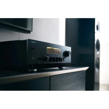 Стерео ресивер Yamaha R-N2000A Black