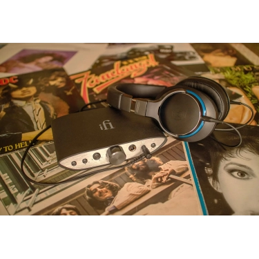 Підсилювач для навушників iFi ZEN CAN Black