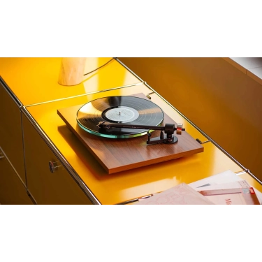Вініловий програвач Pro-Ject T2 Walnut Rainier