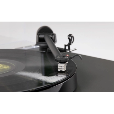 Вініловий програвач Rega Planar 1 Black