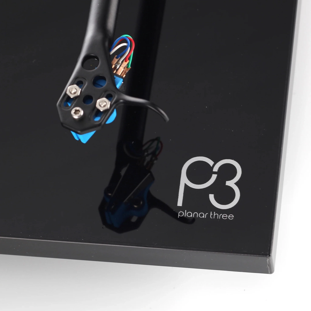 Вініловий програвач Rega Planar 3 - Elys 2 MM Black Вініловий програвач Rega Planar 3 - Elys 2 MM Black