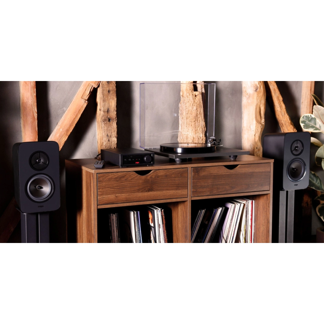 Стерео комплект Rega System One™ Стерео комплект Rega System One™
