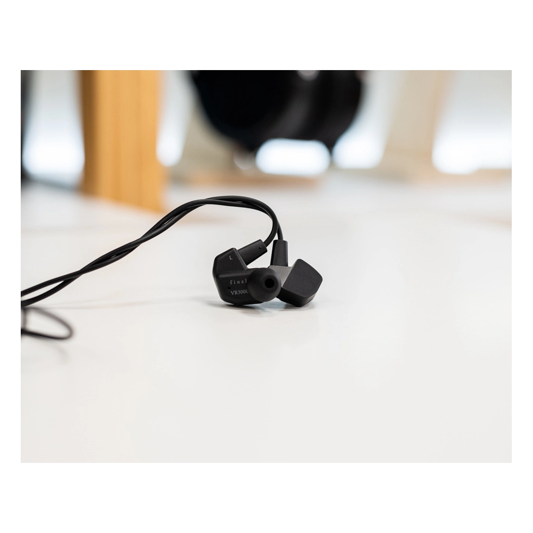Навушники Final Audio VR3000 Black