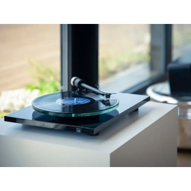 Програвач вінілу Pro-Ject T2 Super Phono Rainier High Gloss Black