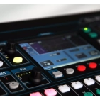 Цифровий пульт мікшерний Allen Heath Qu-24C Цифровий пульт мікшерний Allen Heath Qu-24C