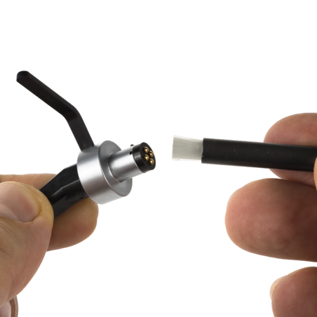 Reloop Tone Arm & Cartridge Contact Cleanin Set Набір для чищення Reloop Tone Arm & Cartridge Contact Cleanin Set Набір для чищення