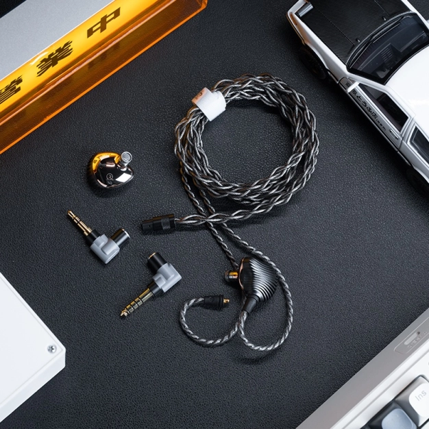 Навушники Shanling ME600 Silver Навушники Shanling ME600 Silver