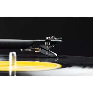 Програвач вінілу Pro-Ject T1 EVO BT OM10 Piano купити в Україні