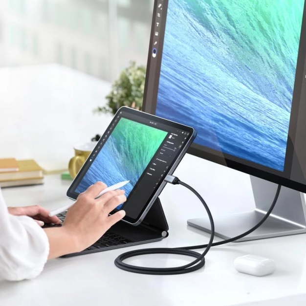 Кабель Satechi USB4 Pro 240W 1.2 м Space Grey Кабель Satechi USB4 Pro 240W 1.2 м Space Grey