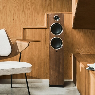 Argon Audio FENRIS Active 55 Walnut активна акустика з Bluetooth та HDMI ARC