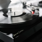 Argon Audio TT-4 SPECIAL EDITION Black з Ortofon 2M Bronze та ремінним приводом Argon Audio TT-4 SPECIAL EDITION Black з Ortofon 2M Bronze та ремінним приводом