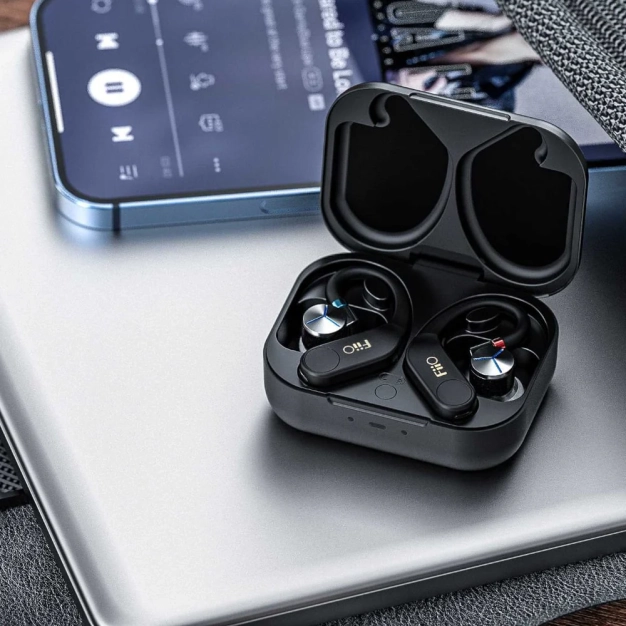 Bluetooth-адаптер FiiO UTWS5 2025 (2-pin, чорний)