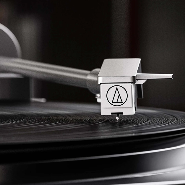 Програвач FiiO TT13 BT з Bluetooth та автозапуском Програвач FiiO TT13 BT з Bluetooth та автозапуском