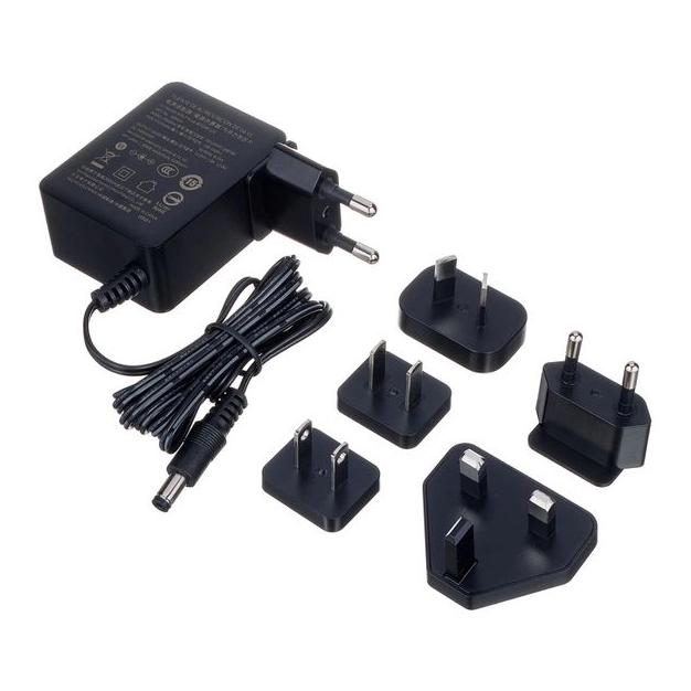 Блок живлення Sennheiser EW-D 12V 1A з міжнародними вилками. Блок живлення Sennheiser EW-D 12V 1A з міжнародними вилками.