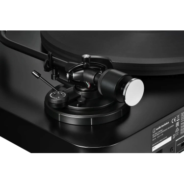 Audio-Technica AT-LP7X — вініловий програвач з фонокоректором MM/MC