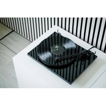 Програвач вінілу Pro-Ject E1.2 Pick It MM E Black