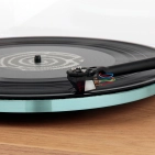 Вініловий програвач Rega Planar 3 Light Oak з MM-картриджем Nd3