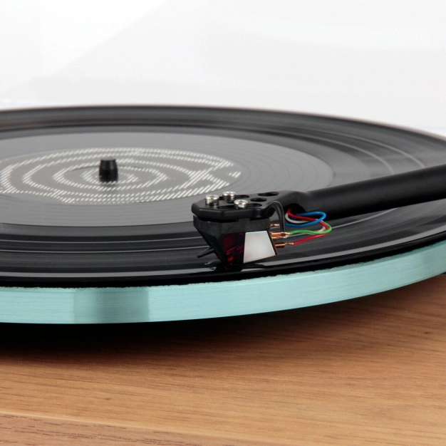 Вініловий програвач Rega Planar 3 Light Oak з MM-картриджем Nd3