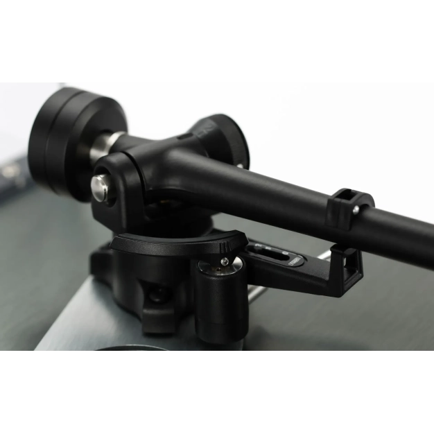 Вініловий програвач Rega Planar 3 ECO Brushed Metal