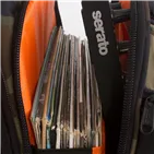 UDG Ultimate DIGI Backpack Black Camo/Orange Inside — відділення для платівок