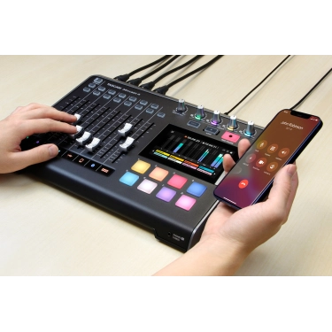 Робоча станція TASCAM Mixcast 4 для подкастів