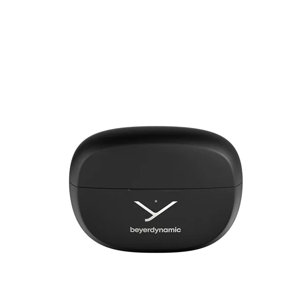 Beyerdynamic AMIRON ZERO Black — закритий зарядний кейс