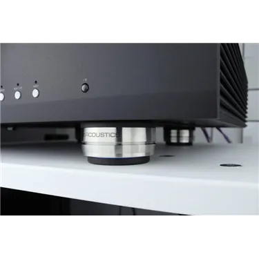 IsoAcoustics OREA Indigo — приклад встановлення, зовнішнє обладнання не входить до комплекту
