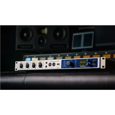 RME Fireface UFX III — приклад встановлення, зовнішнє обладнання не входить до комплекту