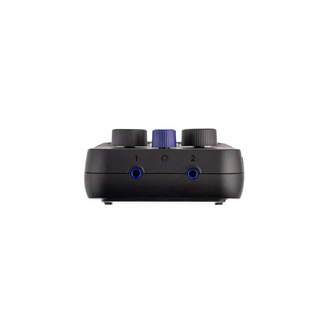 Zoom PodTrak P2 — виходи на навушники