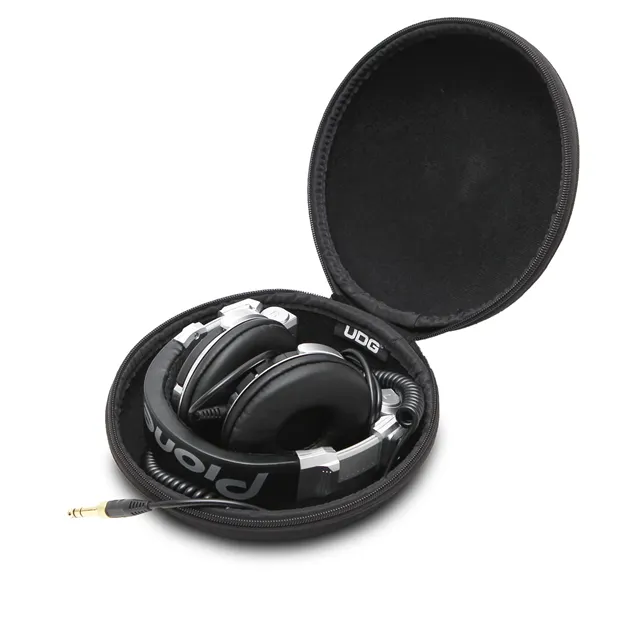 UDG Creator Headphone Hardcase Small Black U8201BL — розміщення навушників, навушники не входять