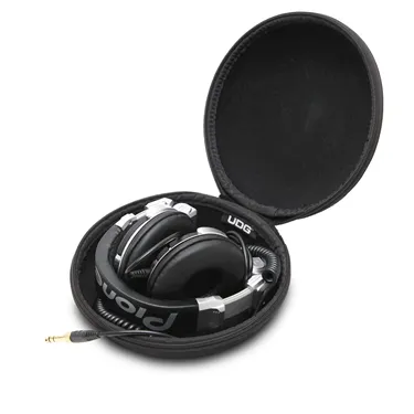 UDG Creator Headphone Hardcase Small Black U8201BL — розміщення навушників, навушники не входять