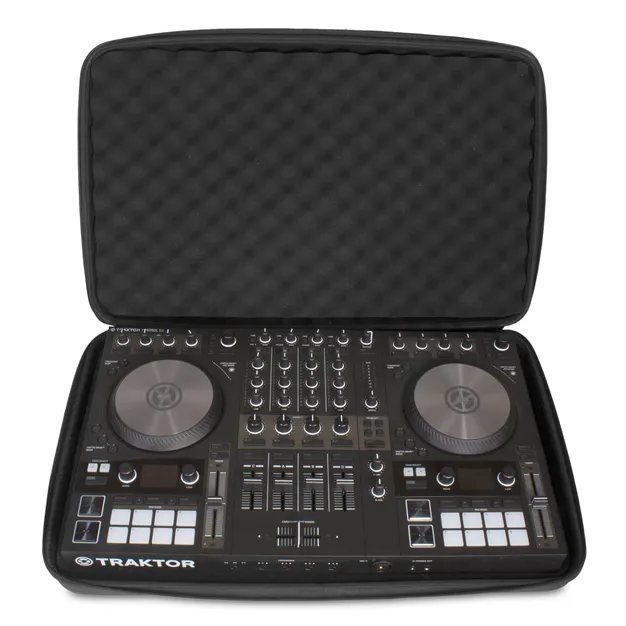 UDG Creator Controller Hardcase Large Black MK2 U8302BL — розміщення обладнання, обладнання не входить
