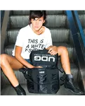 Сумка для платівок UDG Ultimate StarterBag U9500BL — приклад перенесення