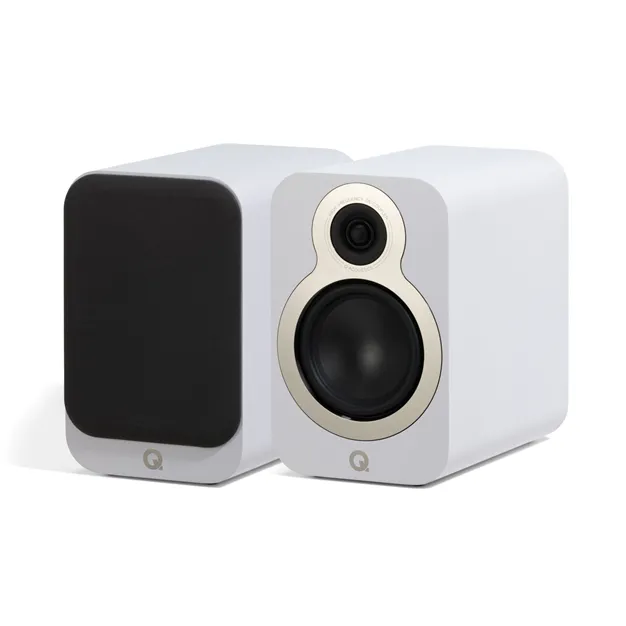 Полична акустична система Q Acoustics 3030c, біла Satin White — загальний вигляд пари