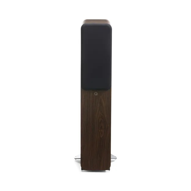 Q Acoustics 3050c, Claro Walnut — вигляд із захисною решіткою