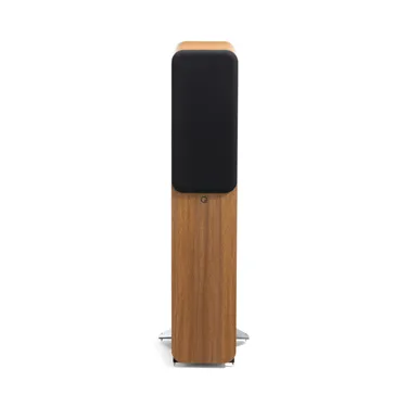Q Acoustics 3050c, Pin Oak — вигляд із захисною решіткою