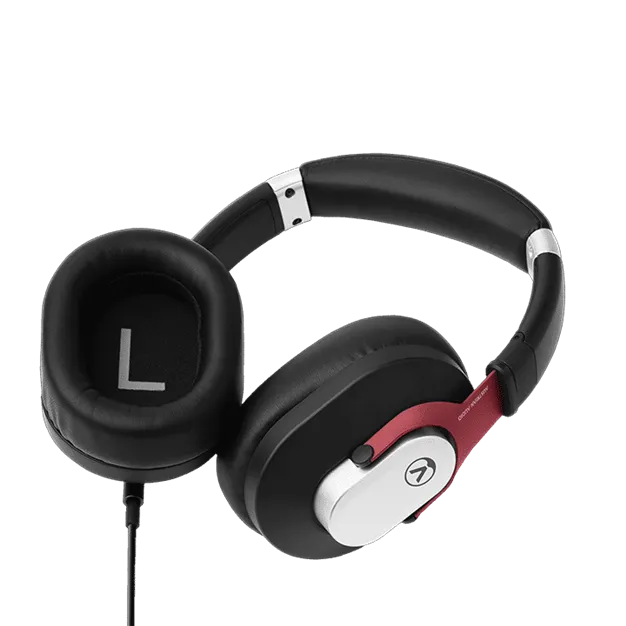 Austrian Audio Hi-X15 - амбушури та наголів’я