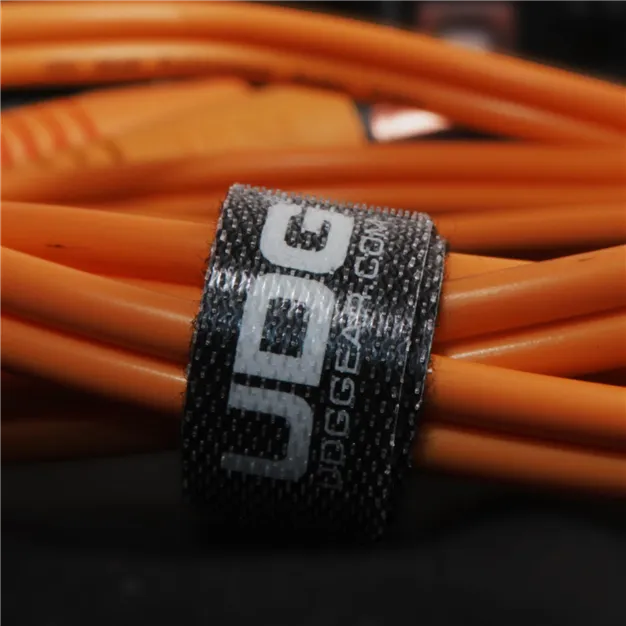 Комплект аудіокабелів UDG U97004OR Jack 6,35 мм — Jack 6,35 мм, 3 м, помаранчевий — Стяжка кабелю