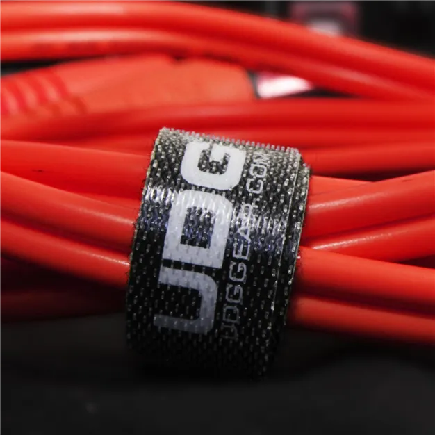 Комплект аудіокабелів UDG U97002RD Jack 6,35 мм — Jack 6,35 мм, 1,5 м, червоний — Стяжка кабелю