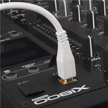 USB-кабель UDG U95001WH USB-A — USB-B, 1 м, білий — Приклад використання, додаткове обладнання не входить до комплекту