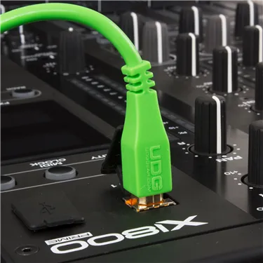 USB-кабель UDG U96001GR USB-C — USB-B, 1,5 м, зелений — Приклад використання, додаткове обладнання не входить до комплекту