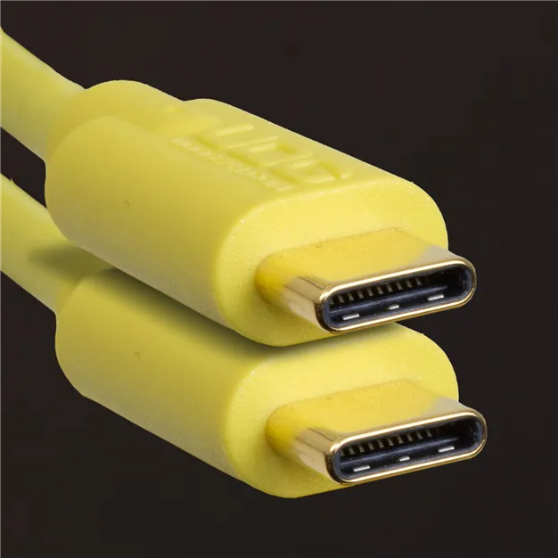 USB-кабель UDG U99001YL USB-C — USB-C, 1,5 м, жовтий — Роз’єми крупним планом
