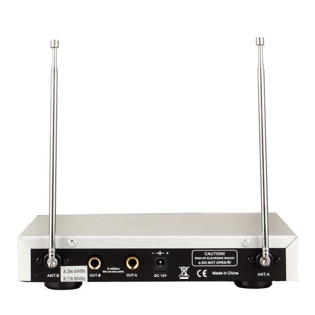 Радіомікрофон Takstar TS-3310HH Радіомікрофон Takstar TS-3310HH