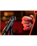 sE Electronics sE7 sideFire — мікрофон у тримачі