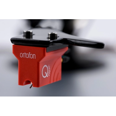 Вініловий програвач Pro-Ject Classic Evo Eucalyptus Quintet Red
