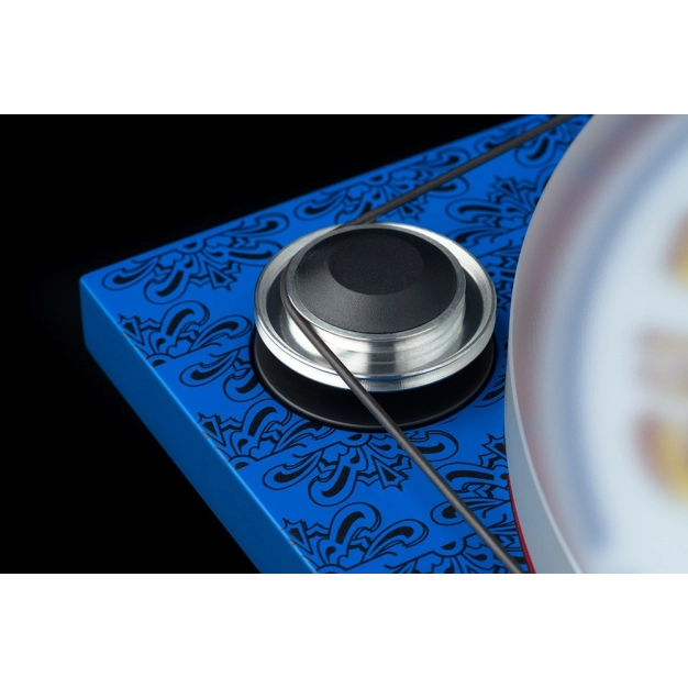 Pro-Ject ESSENTIAL III OM10 Special Edition: Sgt. Pepper Pro-Ject ESSENTIAL III OM10 Special Edition: Sgt. Pepper