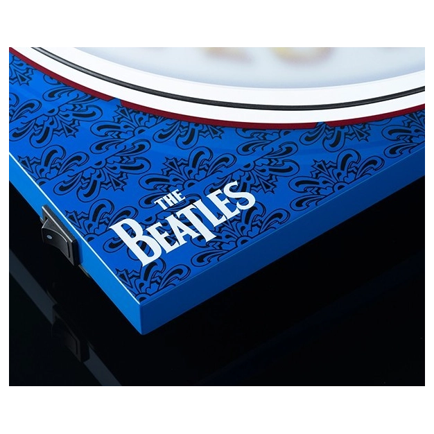 Pro-Ject ESSENTIAL III OM10 Special Edition: Sgt. Pepper Pro-Ject ESSENTIAL III OM10 Special Edition: Sgt. Pepper