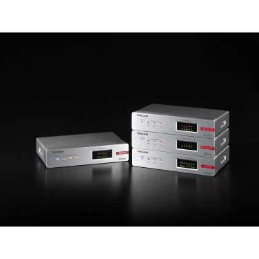 4-х канальний Dante перетворювач Tascam AE-4D